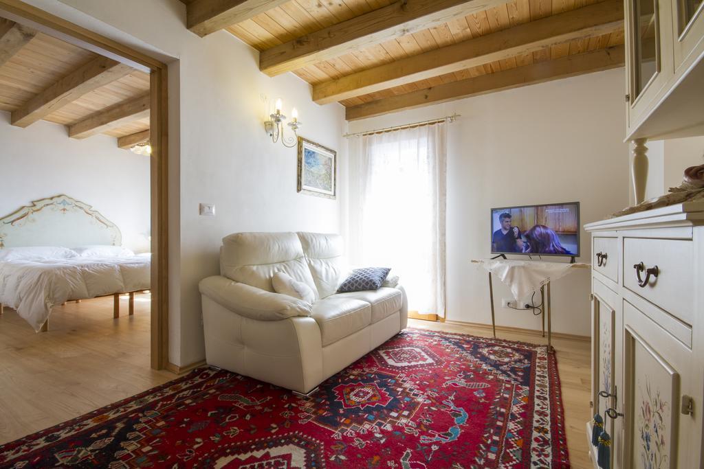 Casa Ursic Scrittore グリマッコ エクステリア 写真